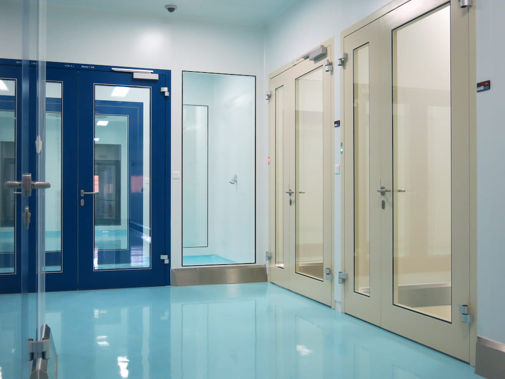 clean-tek cleanroom doors